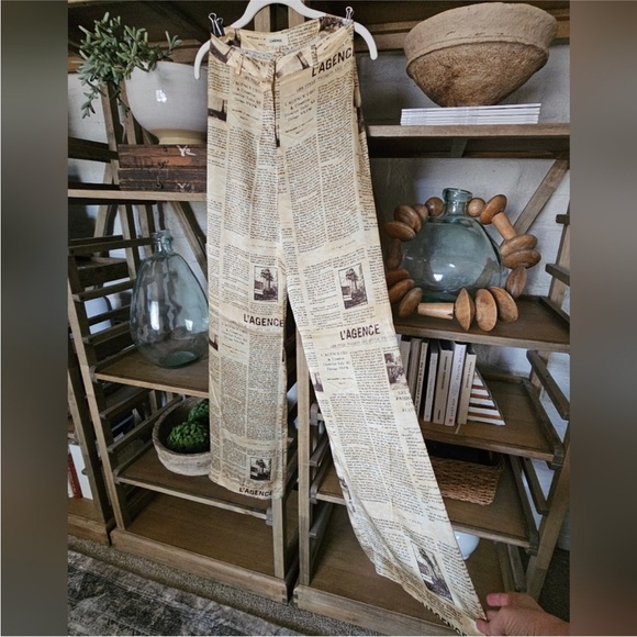 L’AGENCE black & cream newspaper print silk wide leg trousers 0 - Picture 3 of 6